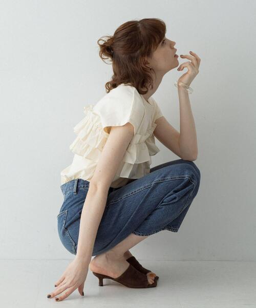 URBAN RESEARCH Sonny Label(アーバンリサーチサニーレーベル)の「『WEB限定』フリルドッキングプルオーバー(Tシャツ/カットソー・レディース・アイボリー/ブラック/ブラウン・FREE)」の4枚目の写真