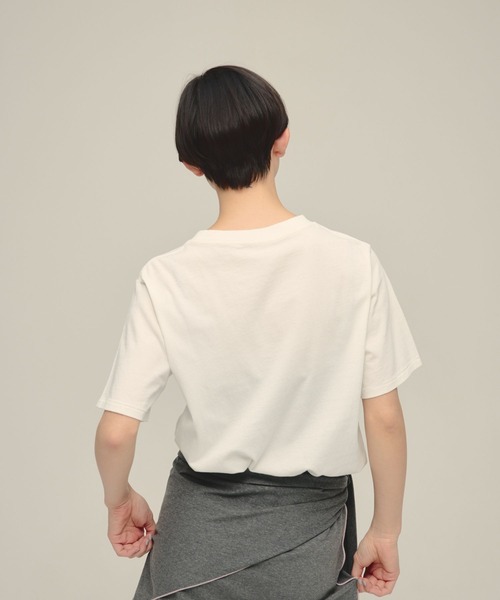 eL（エル）の「【eL】Bustier Print TEE/668742（Tシャツ/カットソー・レディース・ブラック系その他/ホワイト系その他・FREE）」の7枚目の写真