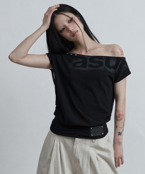 as you are(アズユーアー)の「ドルマンルーズクロップTシャツブラック(Tシャツ/カットソー・レディース・その他・OS)」の2枚目の写真