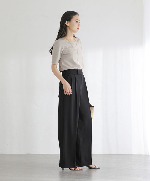 La TOTALITE(ラトータリテ)の「【洗える】接触冷感クルーネックカットソー(Tシャツ/カットソー・レディース・チャコールグレー/キャメル/ホワイト・FREE)」の18枚目の写真