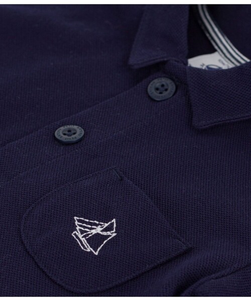 PETIT BATEAU(プチバトー)の「ポロ衿ショートロンパース(ロンパース・キッズ・ブルー・12MONTH/18MONTH/24MONTH)」の3枚目の写真