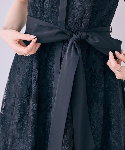 Audie a Muses(オーディアミューズ)の「刺繍レースシャツワンピース(ワンピース・レディース・オフホワイト/ブラック・38/40/42)」の19枚目の写真