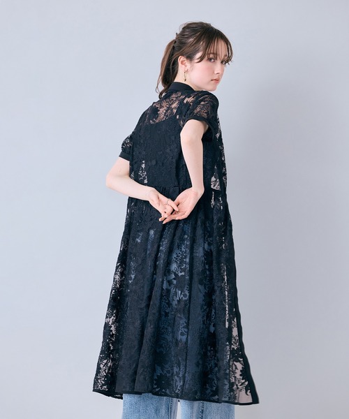 Audie a Muses(オーディアミューズ)の「刺繍レースシャツワンピース(ワンピース・レディース・オフホワイト/ブラック・38/40/42)」の7枚目の写真