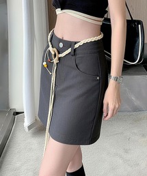 ベルト付きミニスカート