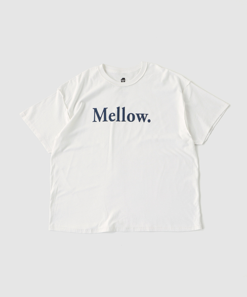 is-ness(イズネス)の「ISNESS MUSIC × DJ SHOTA MELLOW T-SHIRTS(Tシャツ/カットソー・メンズ・ホワイト/ネイビー・FREE)」の1枚目の写真