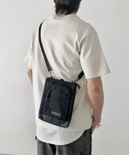 MAFA PACIFIC LIMITED（マファパシフィックリミテッド）の「[4ポケット]多機能ミニショルダーバッグ/シザーバッグ（ショルダーバッグ・メンズ・レッド/ブラック・FREE）」の17枚目の写真