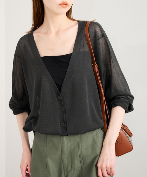 U by SPICK&SPAN(ユーバイスピックアンドスパン)の「ウォッシャブルリネンブレンドシアーカーデ(カーディガン/ボレロ・レディース・チャコールグレー/ベージュ・FREE)」の11枚目の写真