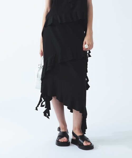 Ray BEAMS(レイビームス)の「【8/6 再値下げ】アシンメトリー ラッフル スカート(スカート・レディース・ブラック/クリーム・1/0)」の2枚目の写真