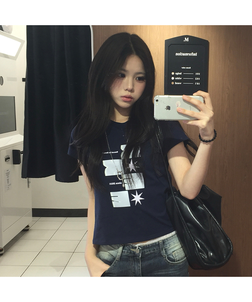 KKEEE（ケーケーイーイー）の「スターバックスプリンティング半袖Tシャツ(2カラー)（Tシャツ/カットソー・レディース・ネイビー/アイボリー・FREE）」の2枚目の写真