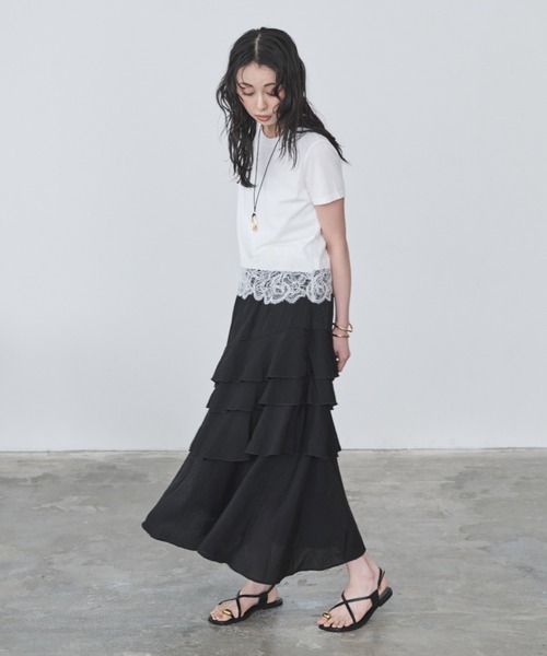 Anclear oui(アンクリアウィ)の「フリルロングSK(スカート・レディース・White/Black・F)」の3枚目の写真