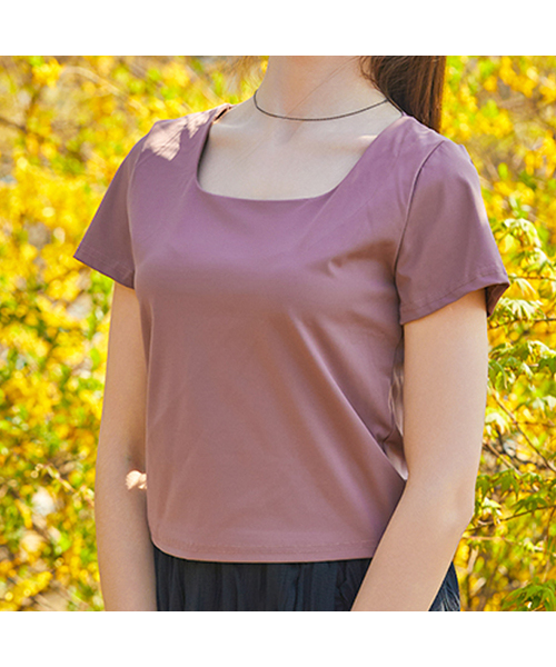 KOLEAT（コレット）の「スリムフィット透け防止ラウンドネックテンション無地半袖Tシャツ（3色）（Tシャツ/カットソー・レディース・ピンク/ブラック/ホワイト・FREE）」の3枚目の写真