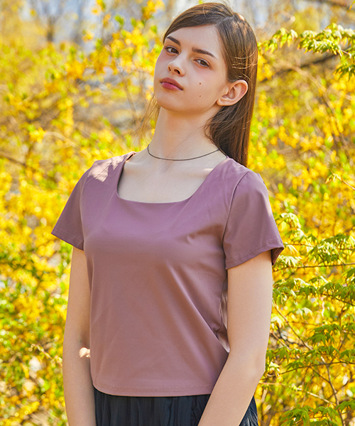 KOLEAT（コレット）の「スリムフィット透け防止ラウンドネックテンション無地半袖Tシャツ（3色）（Tシャツ/カットソー・レディース・ピンク/ブラック/ホワイト・FREE）」の5枚目の写真