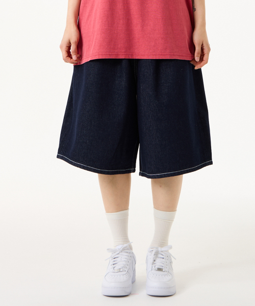 UNKNOWN PLANET（アンノウンプラネット）の「ディープライズボリュームバミューダパンツインディゴ（その他パンツ・レディース・その他・MEDIUM/LARGE/SMALL）」の14枚目の写真