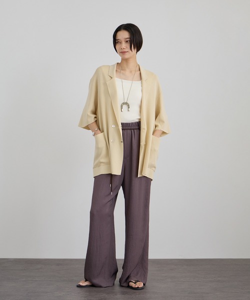 SALON adam et rope'(サロン アダム エ ロペ)の「クールニットハーフスリーブジャケット(テーラードジャケット・レディース・ブラック/キナリ・FREE)」の4枚目の写真