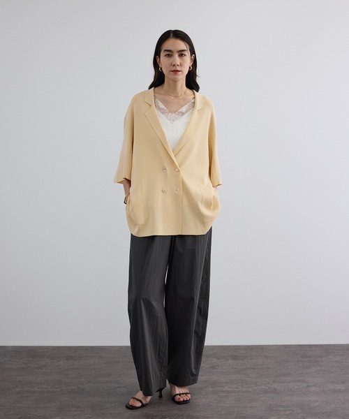 SALON adam et rope'(サロン アダム エ ロペ)の「クールニットハーフスリーブジャケット(テーラードジャケット・レディース・ブラック/キナリ・FREE)」の10枚目の写真