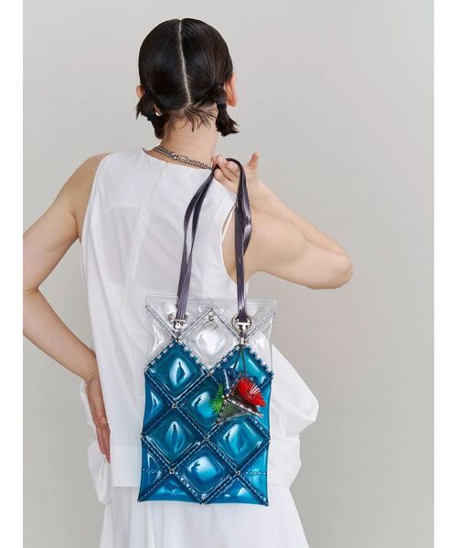 UN3D.(アンスリード)の「【52 BY HIKARUMATSUMURA×UN3D.】FLAT TOTE LONG(トートバッグ・レディース・ターコイズブルー/ブルー・FREE)」の7枚目の写真