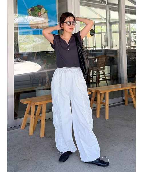 Ungrid(アングリッド)の「ルーズシルエットミリタリーパンツ(その他パンツ・レディース・グリーン/パープル/オフホワイト/チャコールグレー・FREE)」の7枚目の写真