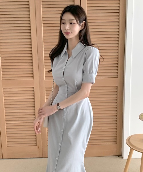 Aelina（エリナ）の「シングルブレストウエスト絞りシャツワンピース（シャツワンピース・レディース・ブルーグレー/ネイビー・FREE）」の15枚目の写真