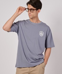 エンブレムロゴ プリントTシャツ