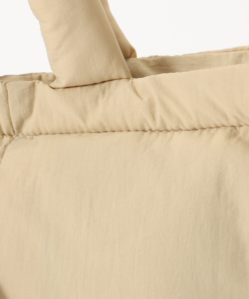 OLEND（オレンド）の「【WEB＋一部店舗限定】OLEND / オレンド ONA SOFT BAG（ショルダーバッグ・レディース・ネイビー/グリーン/ブルー/オレンジ/アイボリー/レッド・FREE）」の21枚目の写真