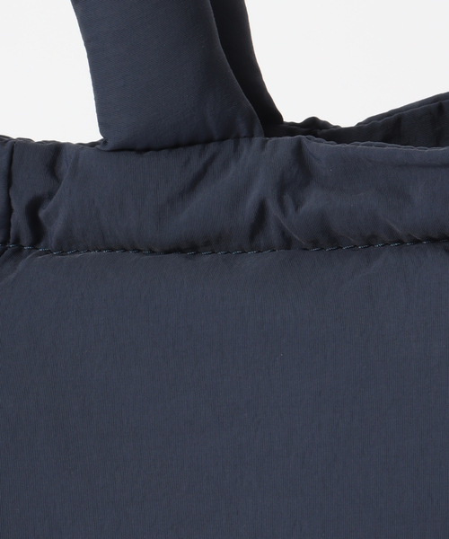 OLEND（オレンド）の「【WEB＋一部店舗限定】OLEND / オレンド ONA SOFT BAG（ショルダーバッグ・レディース・ネイビー/グリーン/ブルー/オレンジ/アイボリー/レッド・FREE）」の19枚目の写真
