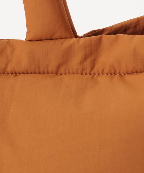 OLEND（オレンド）の「【WEB＋一部店舗限定】OLEND / オレンド ONA SOFT BAG（ショルダーバッグ・レディース・ネイビー/グリーン/ブルー/オレンジ/アイボリー/レッド・FREE）」の16枚目の写真