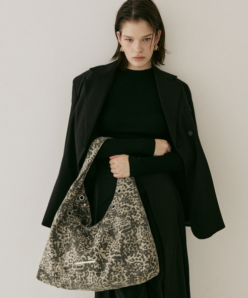 RAIMENT(レイメント)の「Edge Bag_LEOPARD(ショルダーバッグ・レディース・その他・FREE)」の1枚目の写真