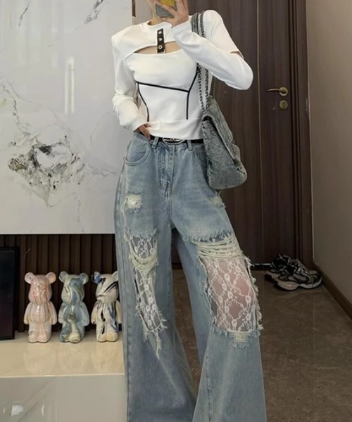 LUCPY(ラクピー)の「レースダメージワイドデニムパンツ(デニムパンツ・レディース・ブルー・MEDIUM/LARGE/X-LARGE/SMALL)」の3枚目の写真