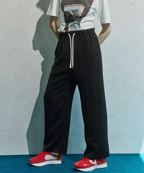 OMMO（オーエムエムオー）の「SATIN STRAIGHT PT（その他パンツ・レディース・ブラック/ブラウン/オフホワイト・36/38）」の14枚目の写真