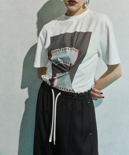 OMMO（オーエムエムオー）の「SATIN STRAIGHT PT（その他パンツ・レディース・ブラック/ブラウン/オフホワイト・36/38）」の18枚目の写真