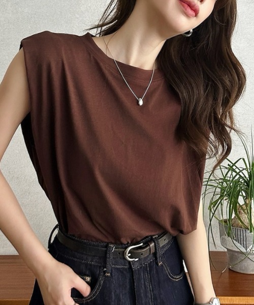Eclat one(エクラワン)の「【Eclat one】接触冷感 クルーネック ボックス スリーブレス Tシャツ(Tシャツ/カットソー・レディース・ホワイト/ブラック/ブラウン・FREE)」の3枚目の写真