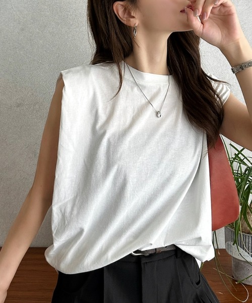 Eclat one(エクラワン)の「【Eclat one】接触冷感 クルーネック ボックス スリーブレス Tシャツ(Tシャツ/カットソー・レディース・ホワイト/ブラック/ブラウン・FREE)」の10枚目の写真