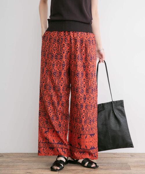 ITEMS URBANRESEARCH（アイテムズ アーバンリサーチ）の「プリントイージーパンツ（その他パンツ・レディース・グレー/オレンジ/グリーン/オフホワイト/ブラウン・FREE）」の22枚目の写真