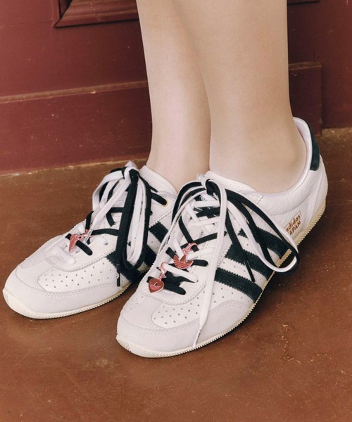 adidas（アディダス）の「シューレース＆チャーム JEWELACE / シューアクセサリー アディダスオリジナルス adidas Originals（シューズアクセサリー・メンズ・ピンク・FREE）」の2枚目の写真