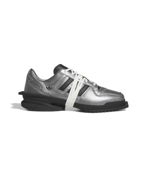 adidas（アディダス）の「adidas originals FORUM SQ W（アディダスオリジナルス フォーラム SQ W）（スニーカー・レディース・シルバー系/ワイン系/ブラック系・26cm/28cm/27.5cm/26.5cm/27cm/23cm/23.5cm/24cm/24.5cm/25cm/25.5cm）」の3枚目の写真