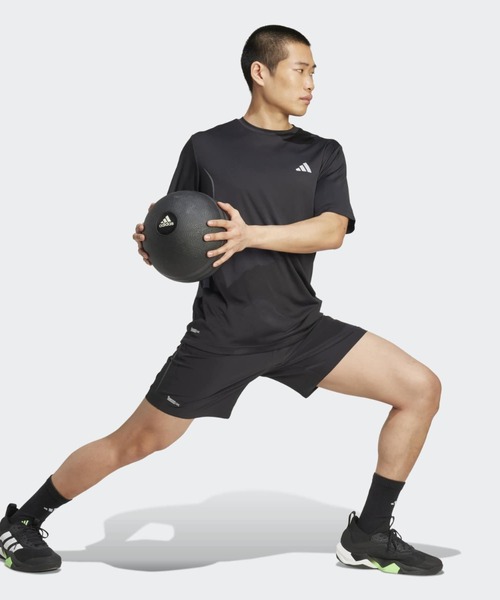 adidas(アディダス)の「テック アパレル 半袖Tシャツ / アディダス adidas(Tシャツ/カットソー・メンズ・ブラック・XX-LARGE/3XL/LARGE/MEDIUM/SMALL/X-LARGE)」の3枚目の写真