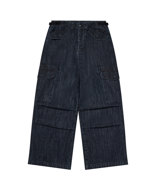 DEINET(ダイニット)の「CHAIN DENIM M51 CARGO PANTS IN BLUE(デニムパンツ・レディース・その他・S/M)」の1枚目の写真
