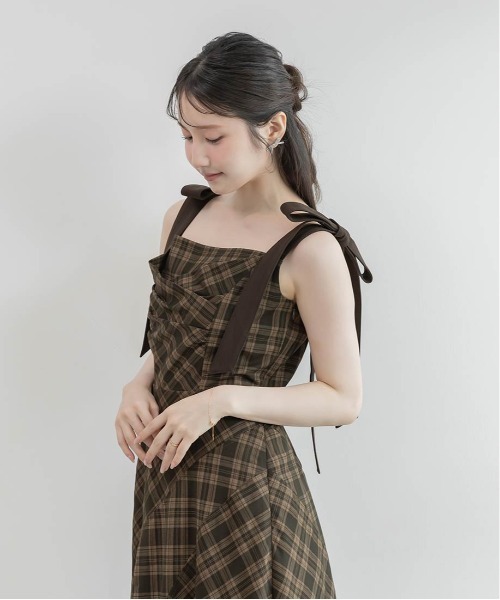 RANDA（ランダ）の「ドレープアシンメトリーワンピース（ワンピース・レディース・ベージュ/ブラウン/ブラック・0/1）」の18枚目の写真