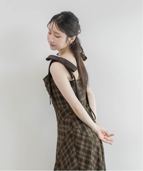 RANDA（ランダ）の「ドレープアシンメトリーワンピース（ワンピース・レディース・ベージュ/ブラウン/ブラック・0/1）」の19枚目の写真