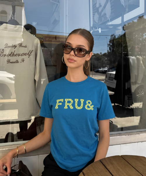FRUAND（フルアンド）の「ベーシックカラーTシャツ_4カラー（Tシャツ/カットソー・レディース・その他/ホワイト/アッシュグレー/ブルー/レッド・FREE）」の10枚目の写真