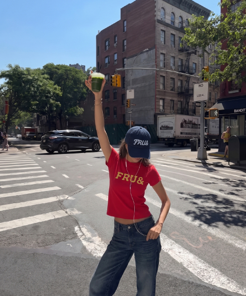 FRUAND（フルアンド）の「ベーシックカラーTシャツ_4カラー（Tシャツ/カットソー・レディース・その他/ホワイト/アッシュグレー/ブルー/レッド・FREE）」の12枚目の写真