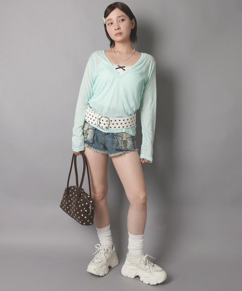 SPINNS(スピンズ)の「レイヤードに使えるVネック長袖カットソー/カラーカットソー/韓国ガーリー(Tシャツ/カットソー・レディース・ターコイズブルー/ブラック/ミント/ピンク/パープル・ONESIZE)」の9枚目の写真