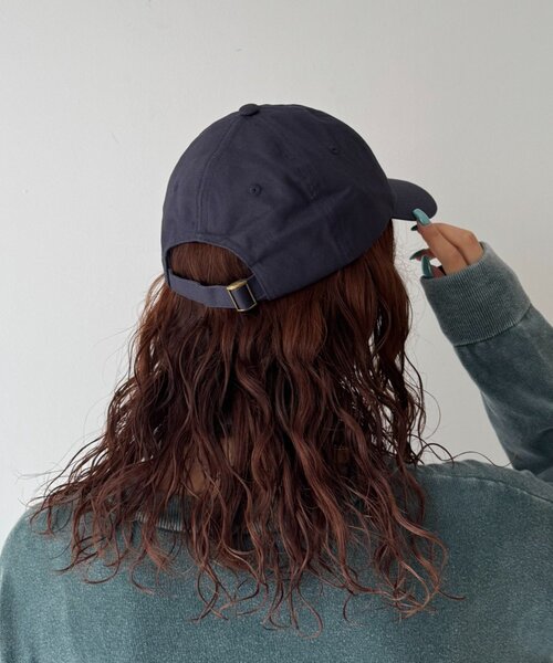 CIAOPANIC TYPY(チャオパニックティピー)の「UNITITLESロゴキャップ(キャップ・レディース・ブラック/ネイビー・ONE SIZE)」の9枚目の写真