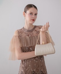 Leja（レジャ）の「【LEJA】パールビジューグリッターウェーブ2WAYバッグ結婚式 パーティー 成人式 二次会 同窓会 お呼ばれ オケージョン 20代 30代（ハンドバッグ）」