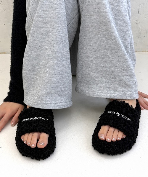 DEMETER(デメテル)の「軽量厚底 ふわもこ プードルファーサンダル(サンダル・レディース・ライトブラウン/ブラック・S/LL/L/M)」の7枚目の写真