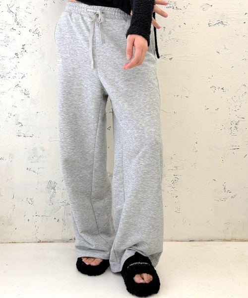 DEMETER(デメテル)の「軽量厚底 ふわもこ プードルファーサンダル(サンダル・レディース・ライトブラウン/ブラック・S/LL/L/M)」の9枚目の写真