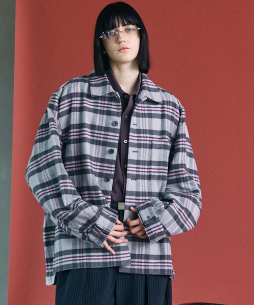 MAISON SPECIAL(メゾンスペシャル)の「《UNISEX》【イタリアンデッドストックファブリック】プライムオーバーシャツブルゾン/【Italian Dead Stock Fabric】Prime-Over Shirt Blouson【MAISON SPECIAL/メゾンスペシャル】(シャツ/ブラウス・メンズ・グリーン/チャコールグレー/グレー/イエロー/パープル/ライトブルー/ホワイト/その他1・1/0/2)」の4枚目の写真