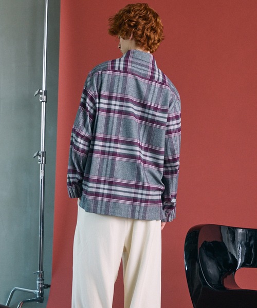 MAISON SPECIAL(メゾンスペシャル)の「《UNISEX》【イタリアンデッドストックファブリック】プライムオーバーシャツブルゾン/【Italian Dead Stock Fabric】Prime-Over Shirt Blouson【MAISON SPECIAL/メゾンスペシャル】(シャツ/ブラウス・メンズ・グリーン/チャコールグレー/グレー/イエロー/パープル/ライトブルー/ホワイト/その他1・1/0/2)」の13枚目の写真