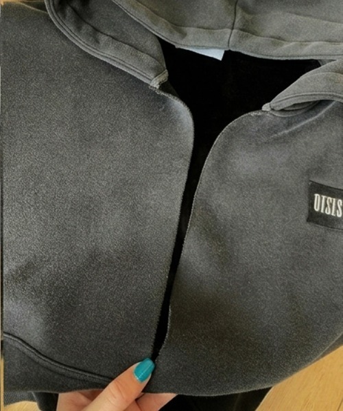 Dalfwin(ダールフィン)の「OISIS刺繍デザイン深Vネックヘビーウェイトフーディー(Tシャツ/カットソー・レディース・ブラック・FREE)」の8枚目の写真