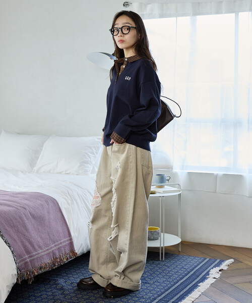 GAP(ギャップ)の「PUBLUX × GAP/ギャップ 別注 シャツ 襟 ポロニット 限定展開(ニット/セーター・レディース・ネイビー/グレー/ベージュ/チャコールグレー・フリ-)」の7枚目の写真